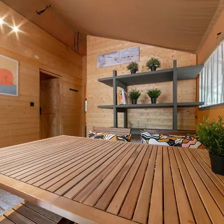 キャンプ場 Camp Bursztynowy *