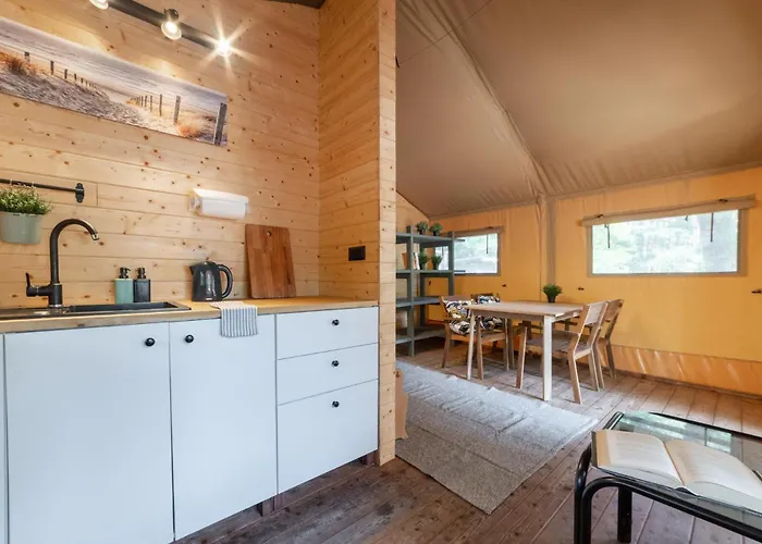 Camp Bursztynowy キャンプ場 *