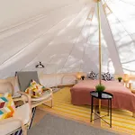 Camp Bursztynowy * غدانسك